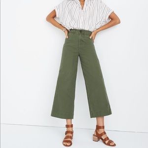 Madewell size 25 wide of pants